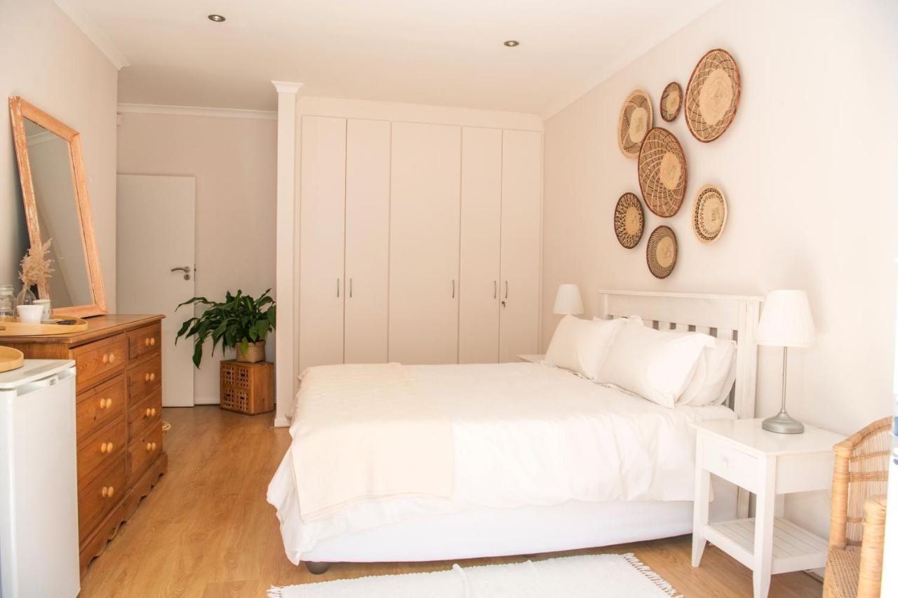 Camps Bay Guest Suite With Private Pool Cape Town Ngoại thất bức ảnh