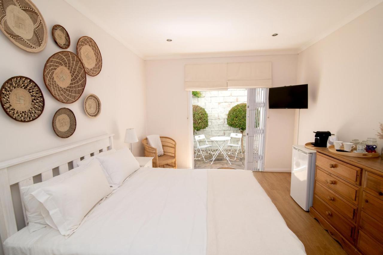 Camps Bay Guest Suite With Private Pool Cape Town Ngoại thất bức ảnh